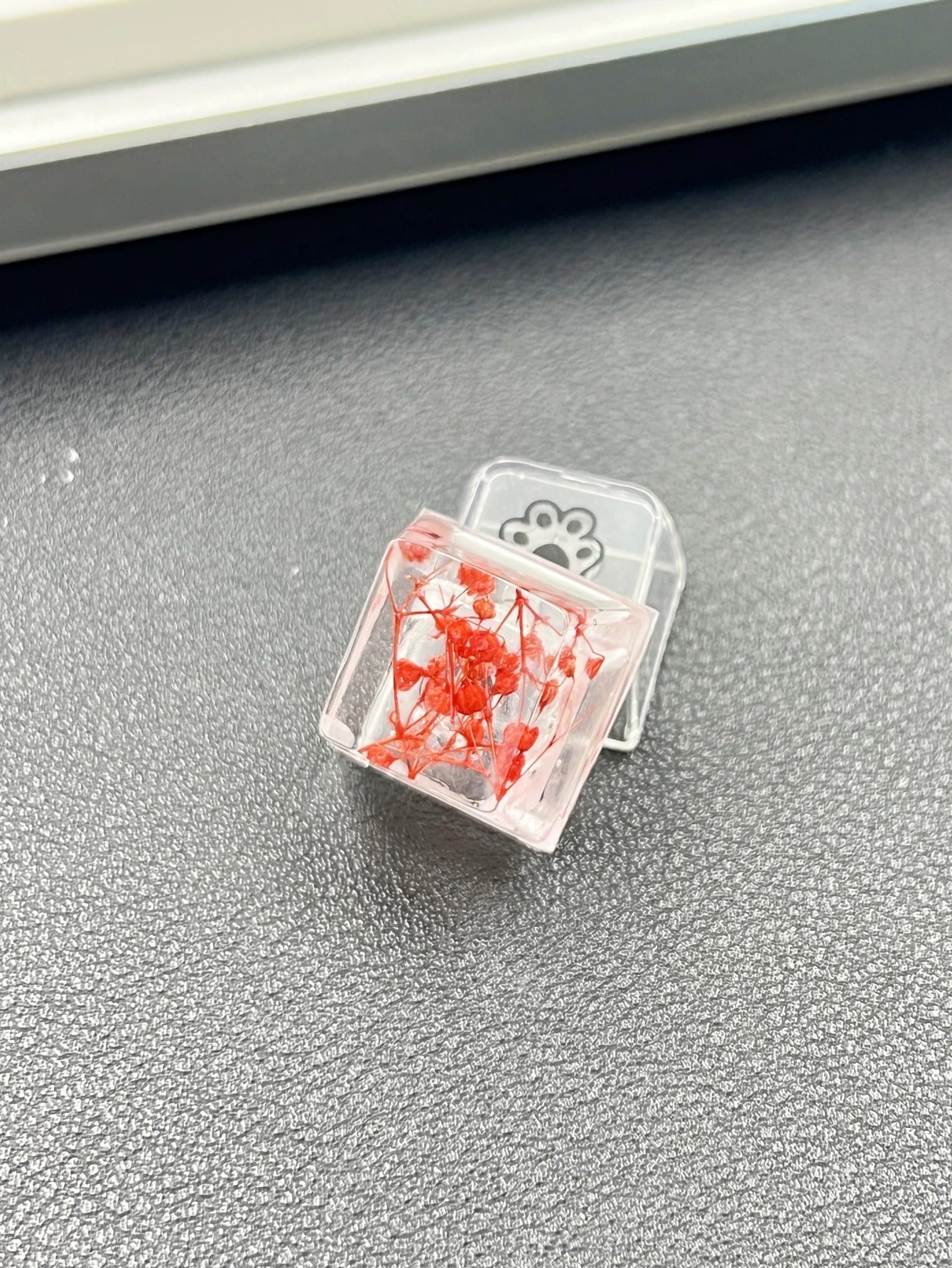 1Pcs High Quality Epoxy DIY Translucent Leaves Dry Flowers Paper Cross Axis Mechanical Keyboard Keycap Universal Accessories